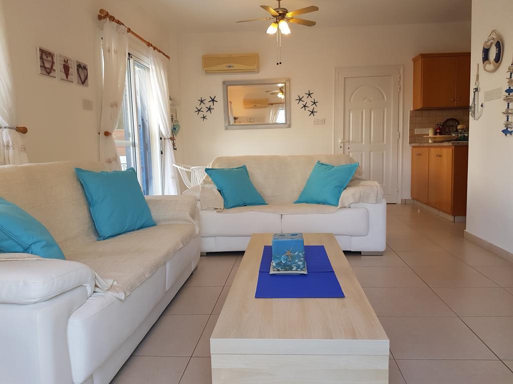 Villa Charlotte Протарас Екстериор снимка