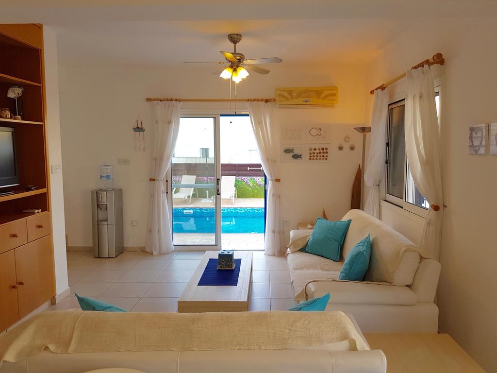 Villa Charlotte Протарас Екстериор снимка