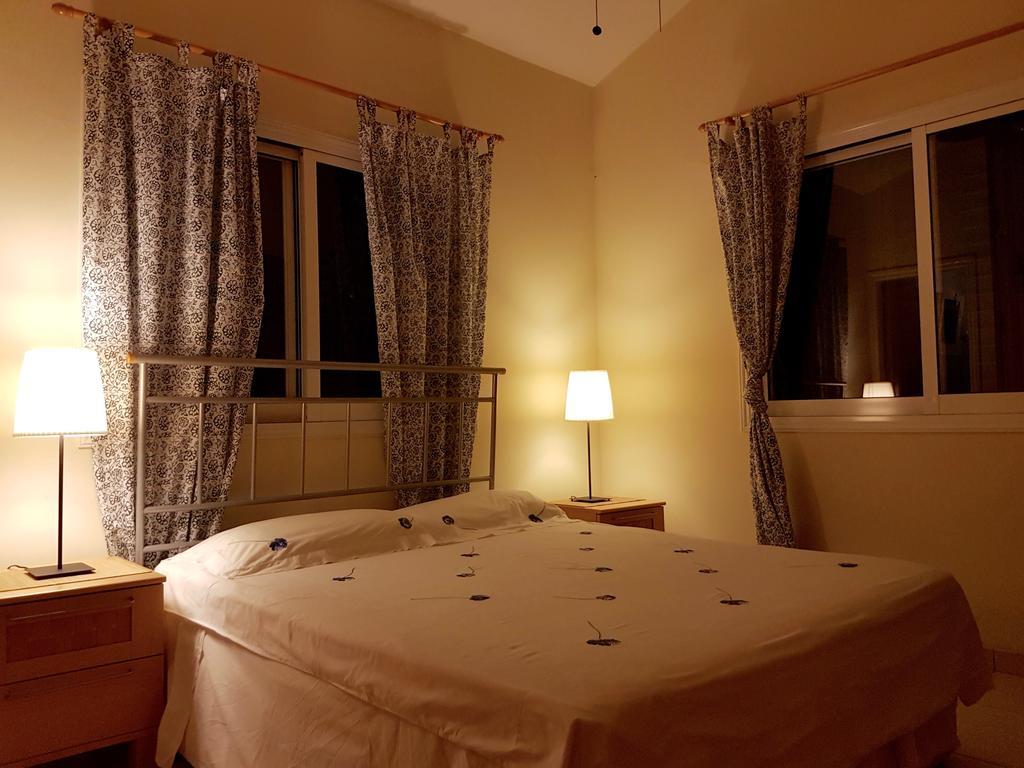 Villa Charlotte Протарас Екстериор снимка