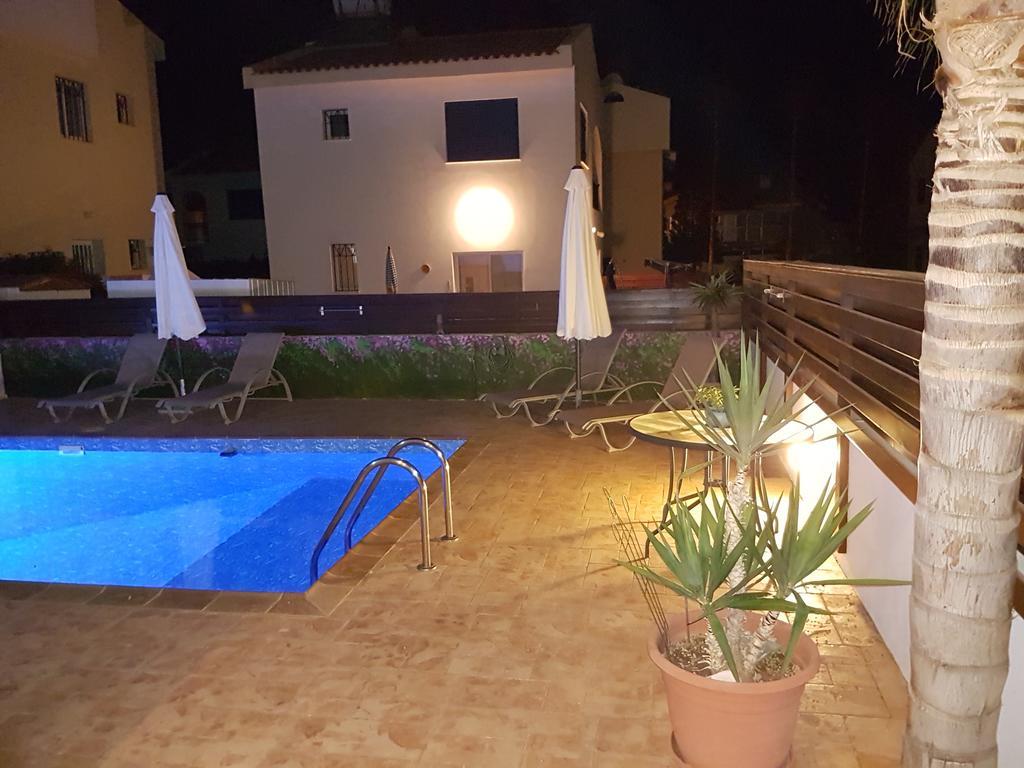 Villa Charlotte Протарас Екстериор снимка