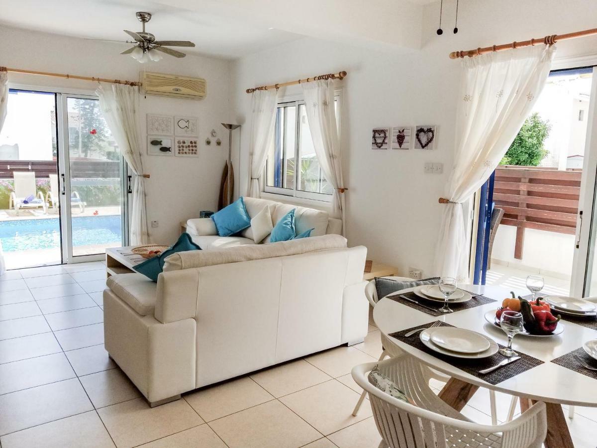 Villa Charlotte Протарас Екстериор снимка