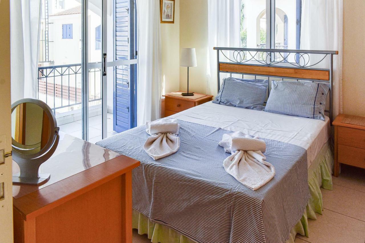Villa Charlotte Протарас Екстериор снимка