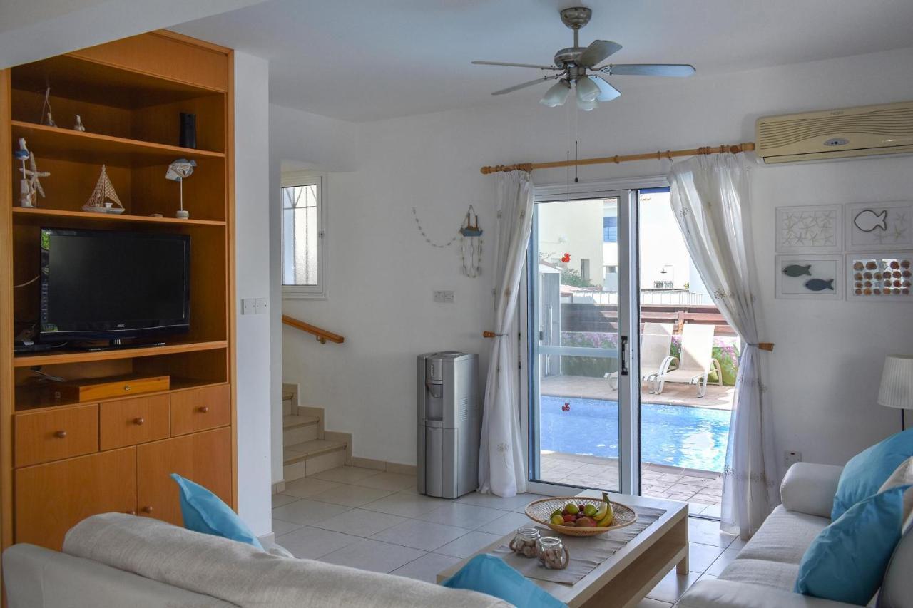 Villa Charlotte Протарас Екстериор снимка